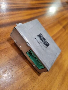 Toyota Tacoma Cruise Control Relay Module ECM 88240-35230 p365b14 - Picture 1 of 3