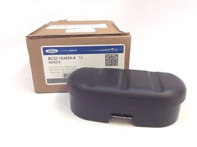 2010-2014 F-150 2010-2016 Super Duty Right or Left Running Board End Cap new OEM - Image 1 of 4