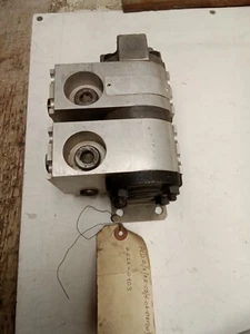 Pompa Idraulica Casappa PLD10/2/CS-OB/4-0A/4-0A-VPEF - Foto 1 di 7