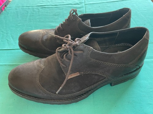 Scarpe Oxford Clarks Denton Dane 66141 marrone pelle nabuk punta alare taglia 7 M