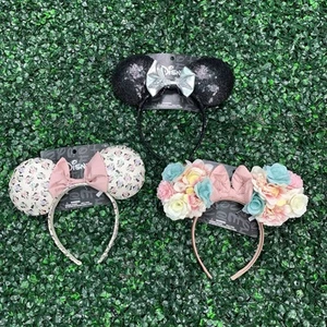 ALDI Disney 2025 Minnie Mouse Ears Headband Floral Pink Black Sequins New! - Picture 1 of 5
