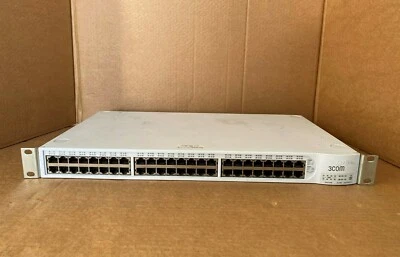 3Com SuperStack 3 Switch 4400 48-Port - 3Com 3CR17204-91 Switch with Brackets - Image 1 of 4