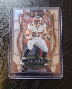 2022 Panini Select Luke Goedeke Club Level Rookie RC #209 Tampa Bay Buccaneers - Picture 1 of 2