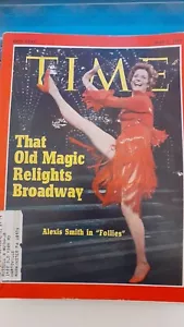 Alexis Smith, Stephen Sondheim, Follies - Time Magazine 1971 - Foto 1 di 5