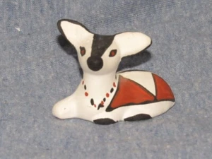 Precious Miniatura Isleta Pueblo Ciervo 2 1/8" Firmado "EO" (Eliz Olguin) - Imagen 1 de 5