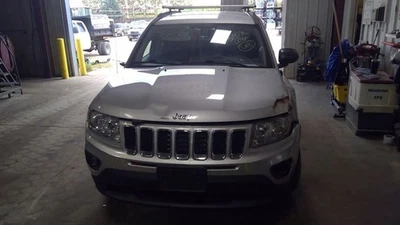 AC Condenser Classic Style Vertical Rear Door Handle Fits 11-17 COMPASS 4136714 Foto 1 de 4