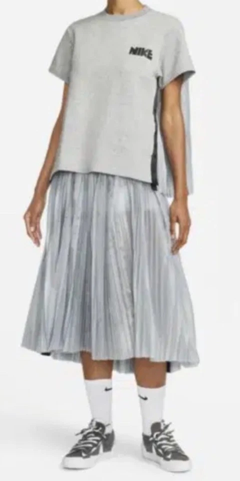 Nike Tech x Sacai Short Sleeve Top Sweatshirt Women’s Large CV5716-063