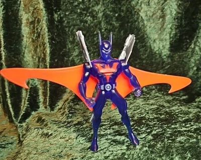 Batman Beyond FUTURE KNIGHT BATMAN 5" Action Figure 1999 With All Accesories - Image 1 of 4