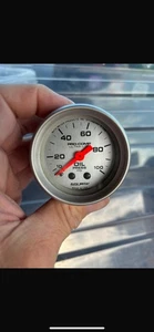 AUTOMETER 2 1/16" Mechanical Oil Pressure Gauge, 100PSI, Ultra-Lite - Picture 1 of 2