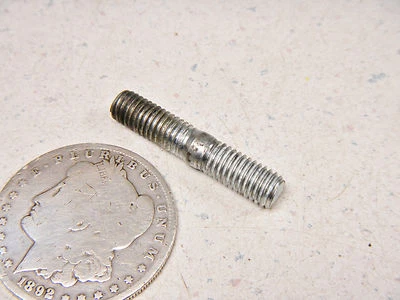 79 SUZUKI DS185 SMALL CYLINDER PISTON JUG STUD - Image 1 of 2