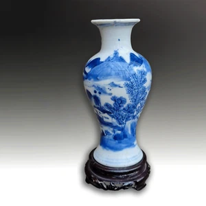 Chinese Qing Dynasty Vase -Cobalt blue and white - 17cm H - Picture 1 of 6