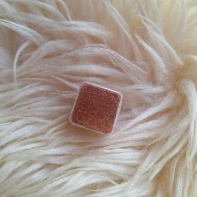 THE BODY SHOP Shimmer Cube Eye Shadow Pallette 01 Bronze 4g 2004 Italy Travel - Image 1 of 4