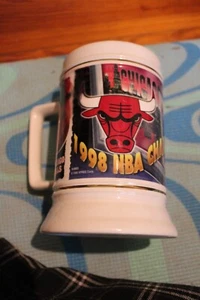 1998 Chicago Bulls NBA Champions Big Mug -- Beschreibung lesen - Bild 1 von 7