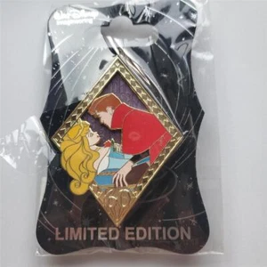 WDI Disney Sleeping Beauty 60th Anniversary Diamond Aurora - The Kiss Pin 132695 - Picture 1 of 1