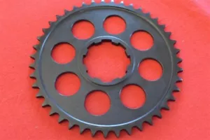 2043-15-530 HARLEY JD REAR WHEEL SPROCKET 43 TOOTH 530 CHAIN 1915-1924 3 SPEEDS - Foto 1 di 4