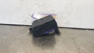 CARGADOR DODGE 18 CAJA DE FUSIBLES MOTOR 6,4 L Foto 1 de 4