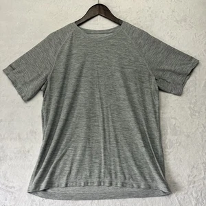 Old Navy Active Men’s T-Shirt Gray Sz L Breathe On Crew Neck Short Sleeve - Picture 1 of 9