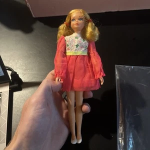 Vintage Mattel Blonde Living Skipper Doll With Budding Beauty Outfit Barbie - Picture 1 of 14