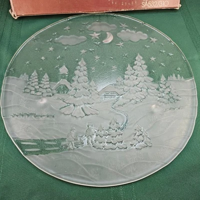 Винтажная матовая стеклянная пластина зимняя сцена луна звезды деревья дети с коробкой - Изображение 1 из 4