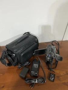 Panasonic Palmcorder PV-L650D VHS-C Camcorder Case Charger Battery etc FOR PARTS - Picture 1 of 13