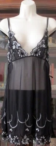 Victoria Secret Black Lace Side Slit Baby Doll Chemise Slip Womens Lingerie sz L - Picture 1 of 9