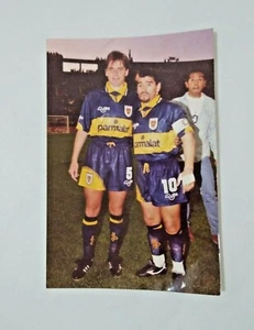 MARADONA & CARRIZO BOCA JUNIORS BOCA JUNIORS TEAM PRESS PHOTO ARGENTINA 1995 - Picture 1 of 1