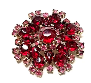 Juliana Red Cabochon Pink Rhinestone Brooch D&E Round Domed Snowflake Vintage - Picture 1 of 6