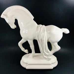 Estatua de Caballo de Troya de Colección Años 80 Hollywood Regency Blanco - Imagen 1 de 7