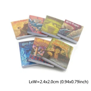 Accesorios miniatura modelo serie libros Harry Potter casa de muñecas escala 1:12 7 piezas - Imagen 1 de 3