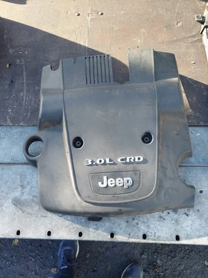 JEEP GRAND CHEROKEE 2005-2010 ENGINE TOP COVER 53013728AC.  - Image 1 of 4