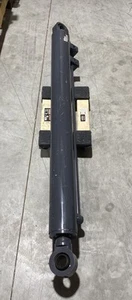 McNeilus Front End Loader  Arm Cylinder 1465263 New - Picture 1 of 5