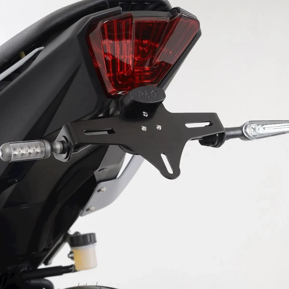 SOPORTE DE PLACA DE MATRICULA R&G PARA YAMAHA MT-07 2021 > 2024 NEGRO LP0313BK - Imagen 1 de 1