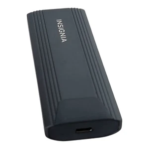 Insignia- M.2 NVMe to USB-C SSD Enclosure. No USB cord. - Afbeelding 1 van 3