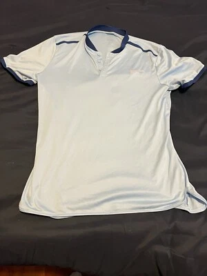 Polo de tenis Nike Blade azul Carolina para hombre talla mediana Foto 1 de 4