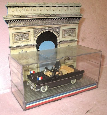 PRESIDENT De GAULLE  Norev Simca Convertible w/ 2 Figures + ARCH 1/43 Scale NEW - Image 1 of 4
