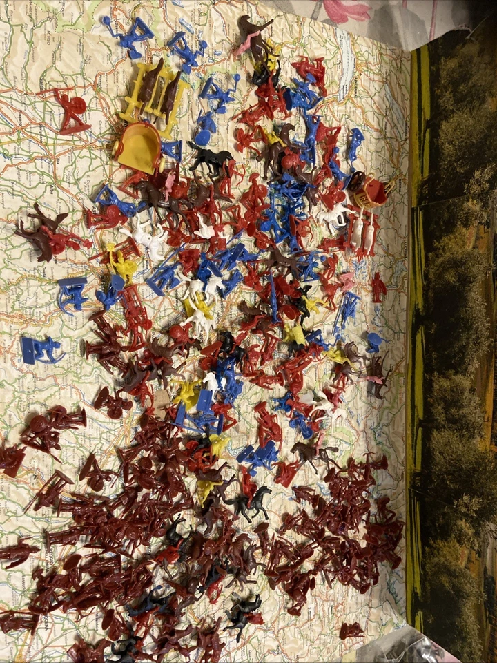 Maxi Lotto Soldatini Scala HO BARAVELLI ( Romani)vari soggetti  - Immagine 1 di 4