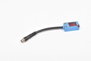SICK WE4-2F331 - Photoelektrischer Sensor - M8 Stecker - Guter Zustand - Picture 1 of 6