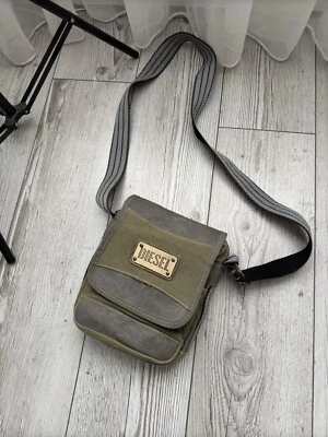 DIESEL Vintage Anos 90 Ombro Crossboddy Y2K Bolsa Massageira Verde Rara - Imagem 1 de 4