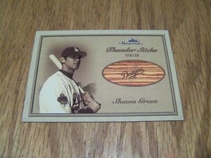 SHAWN GREEN 2003 FLEER SHOWCASE THUNDER STICKS BASEBALL CARD