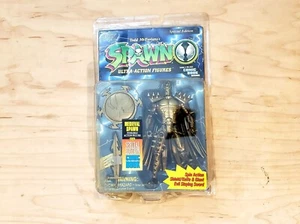 🗨 👹 Variante Dorada Medieval Spawn + Cómic Exclusivo McFarlane 1996 👹🗨 - Imagen 1 de 2