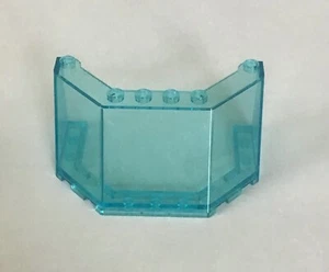 LEGO 2826 Trans-Light Blue Windscreen 5 x 8 x 3 - Picture 1 of 2