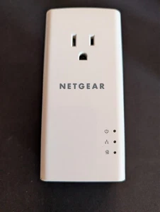 Netgear PLP1200 Powerline 1200 Ethernet Adapter with Pass-Through Outlet Tested - Picture 1 of 3