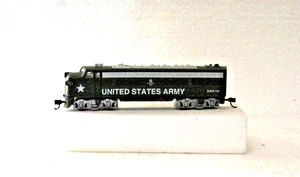 N SCALE FP7 US ARMY ALL METAL LOCOMOTIVE DCC COMPATIBLE MODEL POWER 87454 - Picture 1 of 4