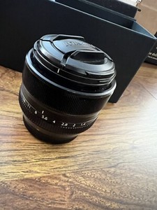 FUJIFILM Fuji Fujinon XF 35mm F/1.4 R With Hood And Caps