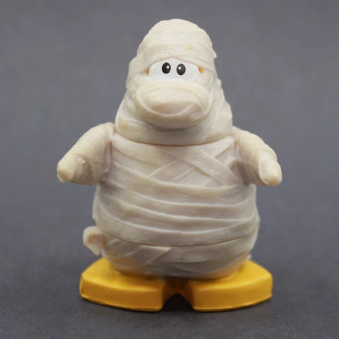 MUMMY 2.25" Figure - JAKKS Disney Club Penguin Cover