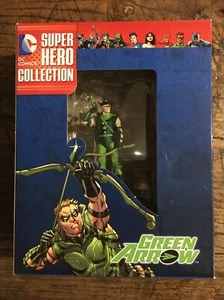 DC COMICS SUPER HERO COLLECTION ... GREEN ARROW ... EAGLEMOSS FIGURINE  - Picture 1 of 2