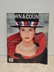 Town & Country Vintage Magazine April 1989 Georgina Campbell Cover - Picture 1 of 6