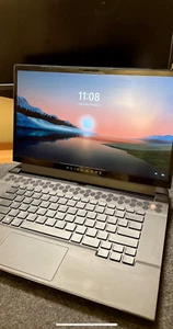 Alienware m15 r2 | i5-9300H | Nividia GTX 1660 Ti | 8GB Ram | 256GB + 1 TB SSD - Picture 1 of 11