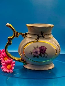 VINTAGE WHITE & GOLD FLORAL PATTERN JUG/ VASE (CZECHOSLOVAKIA): 4.25" TALL: VGC - Picture 1 of 11