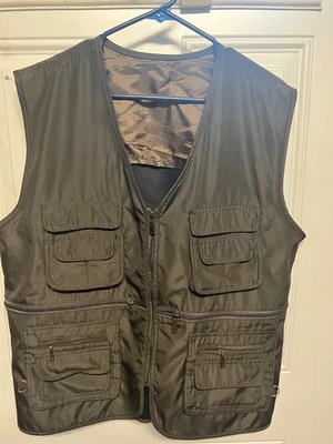 Men’s Fishing Vest Size: large Multi Pockets Outdoor Sports Hiking Color:Black - Image 1 of 3